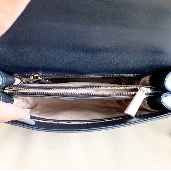 ❗️PRICE FIRM❗️NWT Michael Kors Kinsley  Bag - Picture 5 of 7